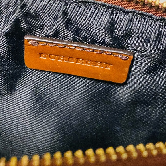 😍Burberry Crossbody with price Tag - Picture 10 of 15